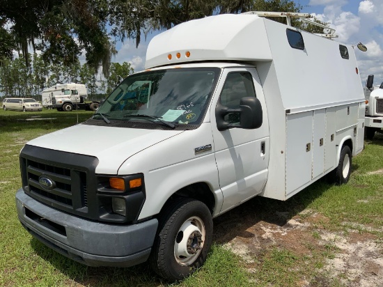 2009 Ford E-450 Enclosed Service Van