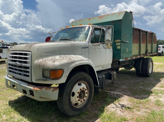 1999 Ford F800 Dump Truck