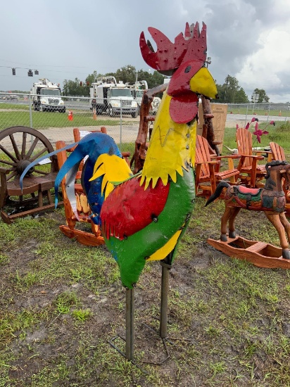Large Metal Rooster Lawn Ornament