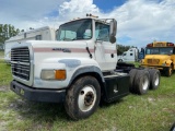 1997 Ford LTA9000 Aero Max 106 Wet Kit T/A Day Cab Truck Tractor