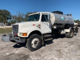 2002 International 4700 Asphalt Truck