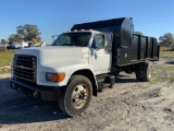 1999 Ford F800 Debris/Brush Hauling Truck