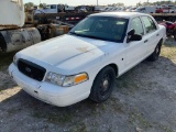 2010 Ford Crown Vic 4 Door Police Cruiser