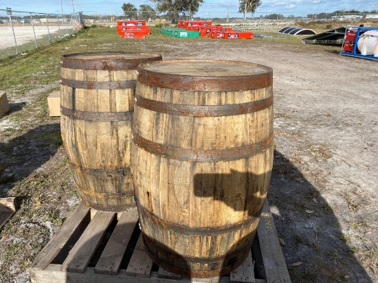 2 Whiskey Barrels