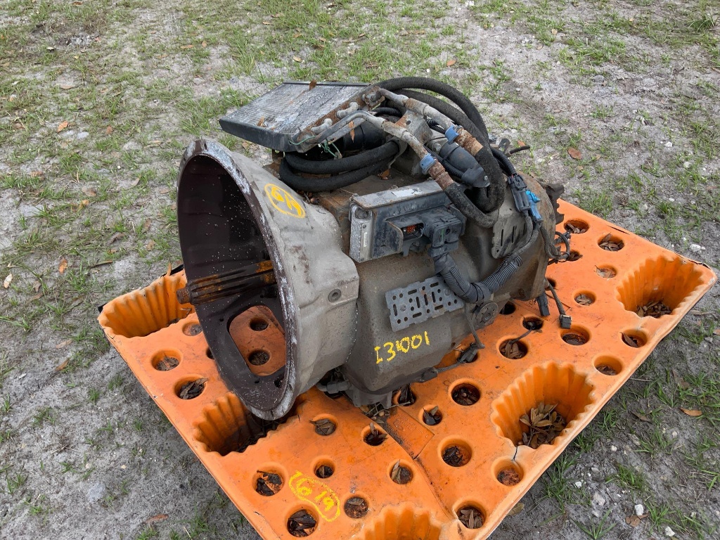 Eaton Fuller WF2 Roadranger Transmission | Heavy Construction Equipment  Construction Equipment Parts | Online Auctions | Proxibid