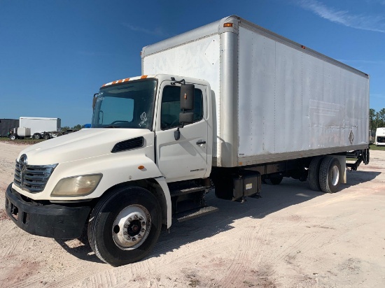 2008 Hino 338 Box Truck