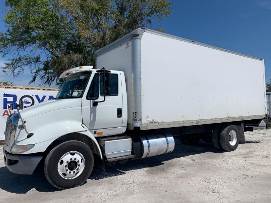 2017 International TranStar 8600 Box Truck