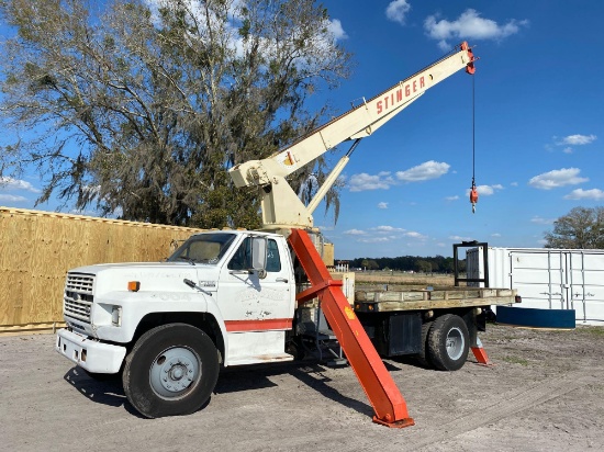 1990 Ford F700 20,000lb Boom Crane Truck