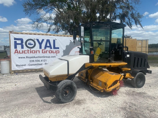 2017 Laymor Sweep Master 450-ST Surface Sweeper