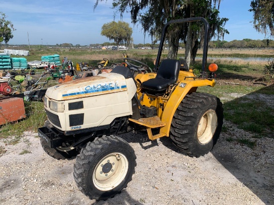 Cub Cadet 7260 26HP 4WD Tractor w/ Brush Hog