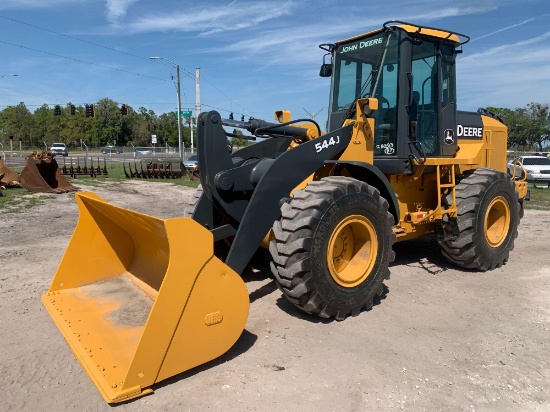 John Deere 544J Articulated Wheel Loader