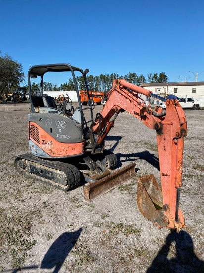 2009 Hitachi 27U Mini Excavator
