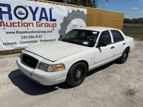 2010 Ford Crown Victoria 4 Door Police Cruiser