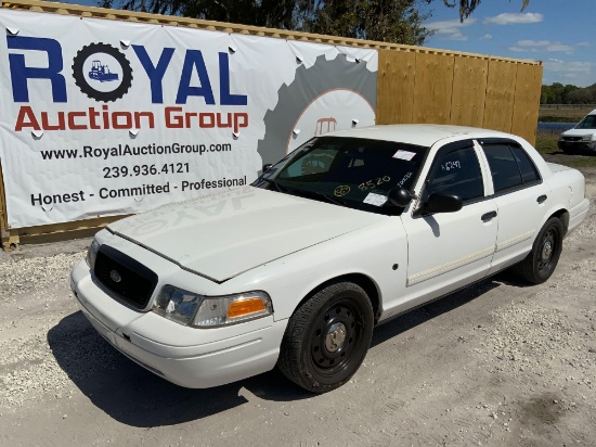 2011 Ford Crown Victoria 4 Door Police Cruiser
