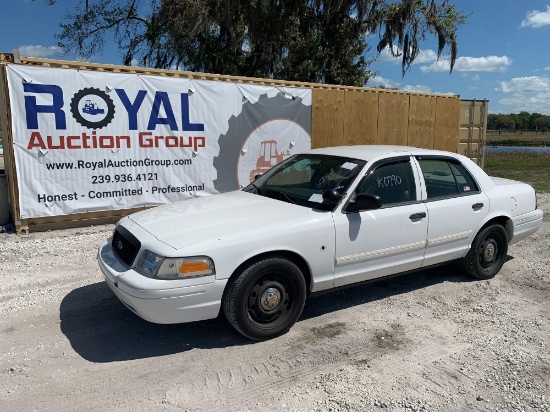 2011 Ford Crown Victoria 4 Door Police Cruiser