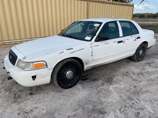 2007 Ford Crown Victoria 4 Door Police Cruiser