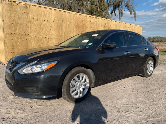 2016 Nissan Altima 4 Door Sedan