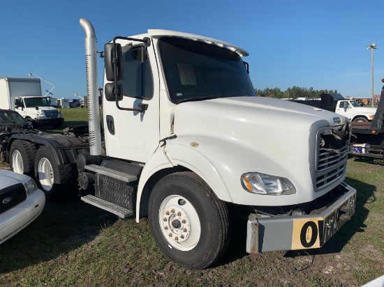2014 Freightliner M2 T/A Truck Tractor