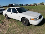 2010 Ford Crown Vic 4 Door Police Cruiser