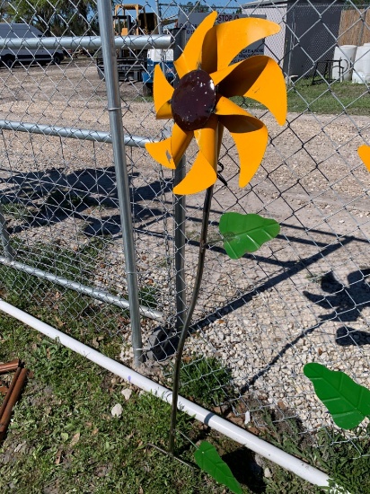 Sunflower Metal Yard Decor