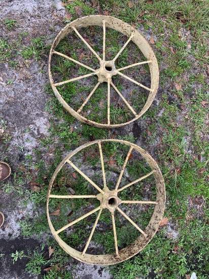 2 Decorative Wagon Wheels
