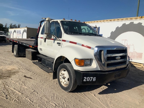 2007 Ford F-650 Extended Cab Rollback Tow Truck