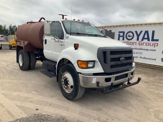 2006 Ford F-650 2,000gal Water Truck