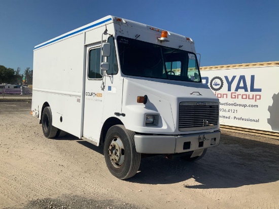 2001 Freightliner MT55 Box Truck