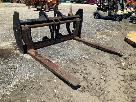 Caterpillar Loader 6ft Fork Attachment