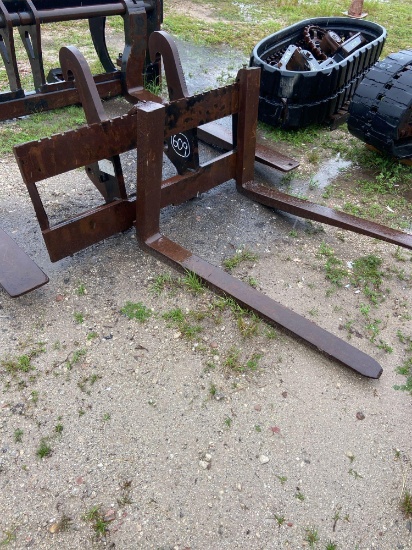 Caterpillar Wheel Loader Fork Attachment
