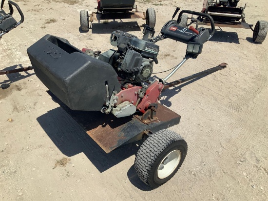 Toro Greensmaster 1000 with Trailer