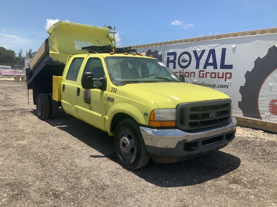 2001 Ford F-350 Dump Truck