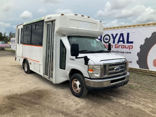 2015 Ford E-450 Super Duty 12 + 2 Passenger Champion Shuttle Bus