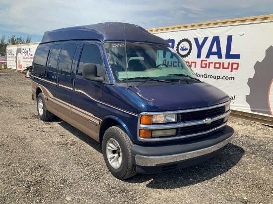 2000 Chevrolet Express 1500 Mark III LX-Tra Conversion Van