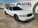 2011 Ford Crown Vic 4 Door Police Sedan
