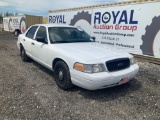 2003 Ford Crown Vic 4 Door Police Sedan