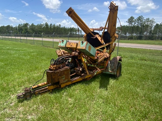 Towable Hydraulic Tree Spade Tree Remover