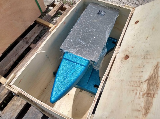 Unused 200lb Cast Iron Anvil