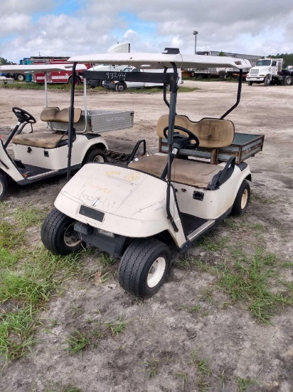 2000 EZGO D300 2 Passenger 36V Dump Cart