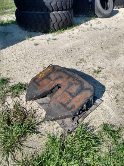 Fifth Wheel Plate Reciever