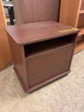 Sm Wood Stand/Cabinet