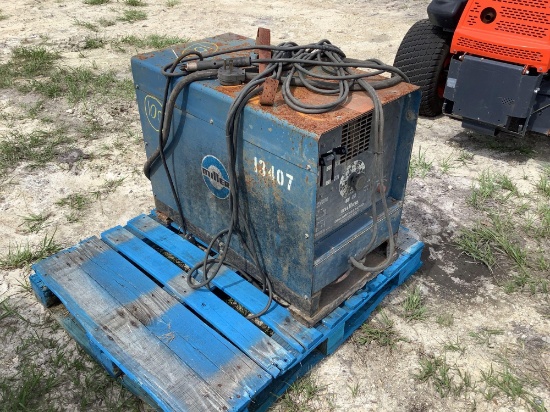 1985 Miller AC/DC Arc Welder