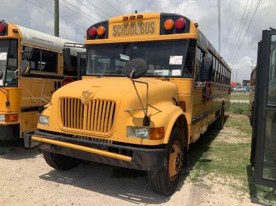 2004 IC Corporation 3000IC 66 Passenger Bus