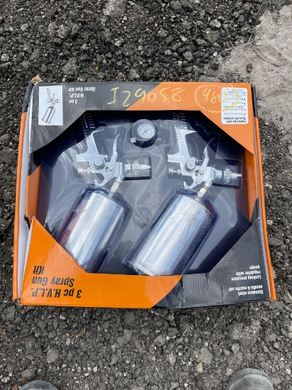 Unused 3 Piece Air Spray Gun Kit