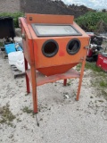 Sand Blasting Cabinet