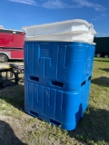 Insulated bins