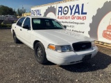 2009 Ford Crown Vic 4 Door Police Sedan