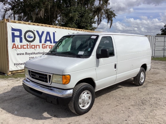 2003 Ford E-350 3-Door Cargo Van