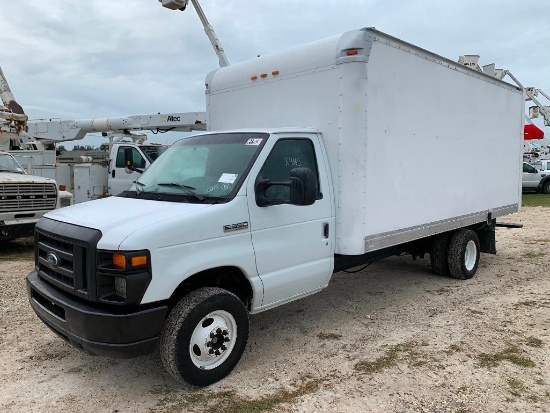 2016 Ford E-350 Box Truck