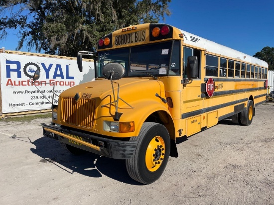2003 IC Corporation 3000IC 72 Passenger Bus